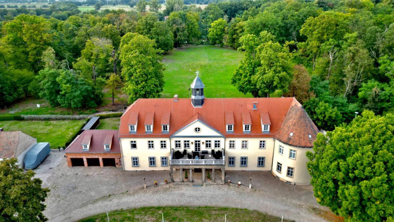 Hotel Garni Schloss Grochwitz Herzberg  Екстериор снимка